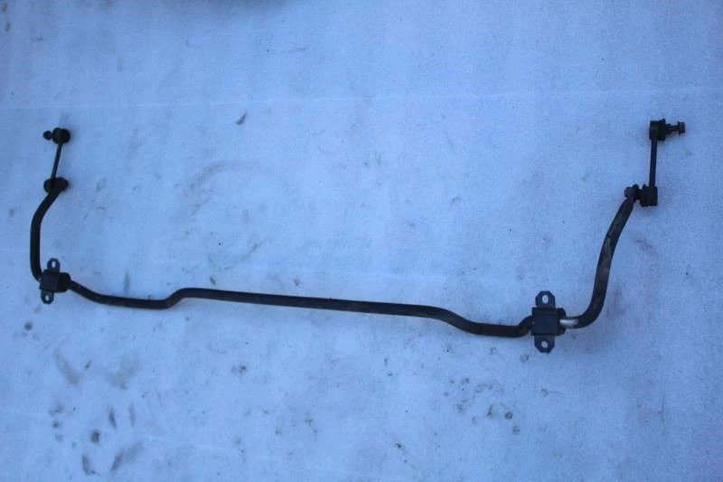 Toyota Celica GTS 1990 estabilizador trasero barra estabilizadora automático A/T 2x2 Foto 2 de 4