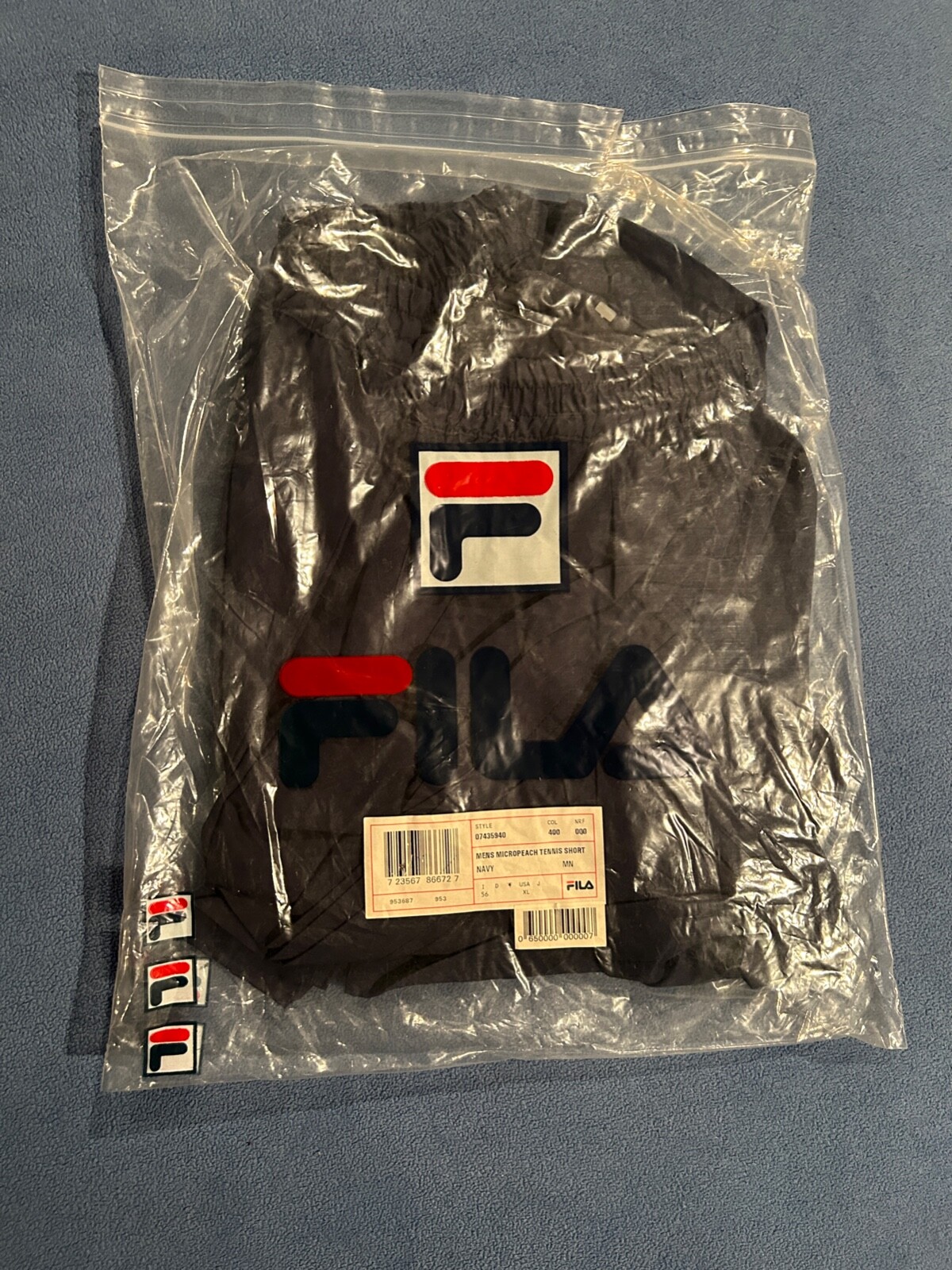 Pantaloncini da tennis Fila neri non aperti con etichette taglia XL