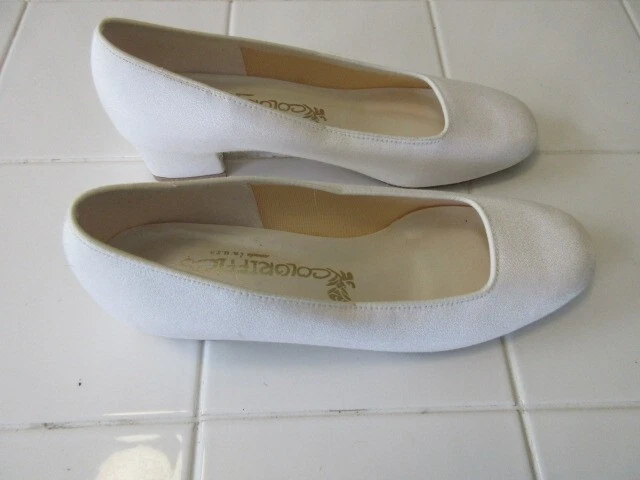 Белый насос атлас свадьбы/платье туфли размер 6,5, Colotiffics, короткие 1,5» каблуки - Изображение 3 из 4