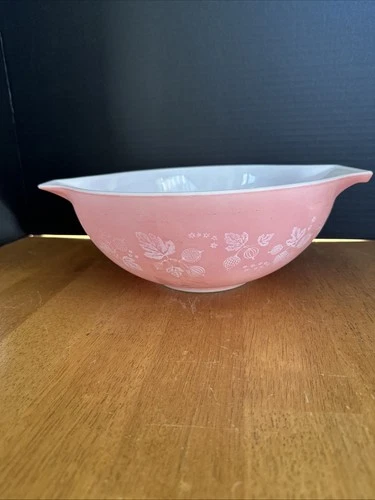 Needs TLC ~ Pyrex Pink Gooseberry 4 Qt Cinderella Mixing Bowl #444 DWD