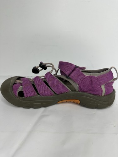 KEEN Water Shoes Youth Size 3 Purple Newport H2 Hiking Washable Vacation Sandals - Picture 8 of 12