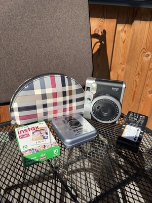 Fujifilm Instax Mini 90  Sofortbildkamera, Schwarz Gift Set