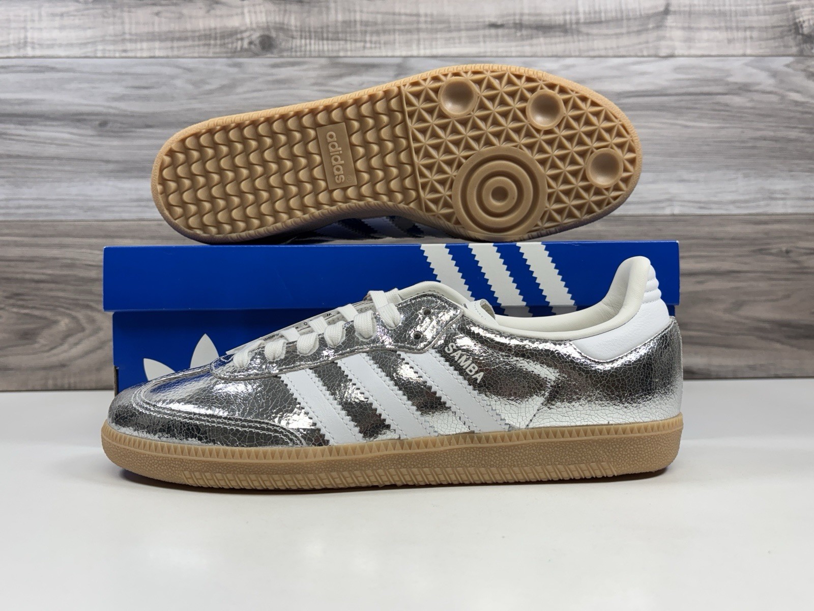 *NEW Women's Adidas Samba OG "Cracked Leather" Silver Metallic White | JR0035