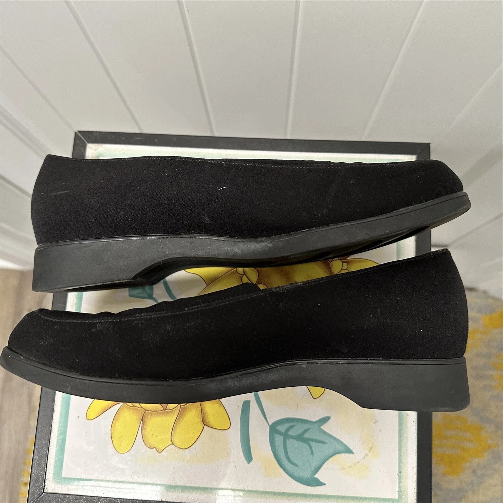 Munro American Shoes Slip Ons Loafers Women's Black Fabric Size 7 Travel Casual