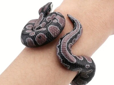 Simulation PVC Python Snake Bracelet Prank Tricks Toy Halloween 