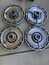 1964 Chevy Impala Ss Malibu Chevelle Nova Super Sport Hubcaps 14 Set Of 4 1964 Chevy Impala Ss Malibu Chevelle Nova Super Sport Hubcaps 14 Set Of 4