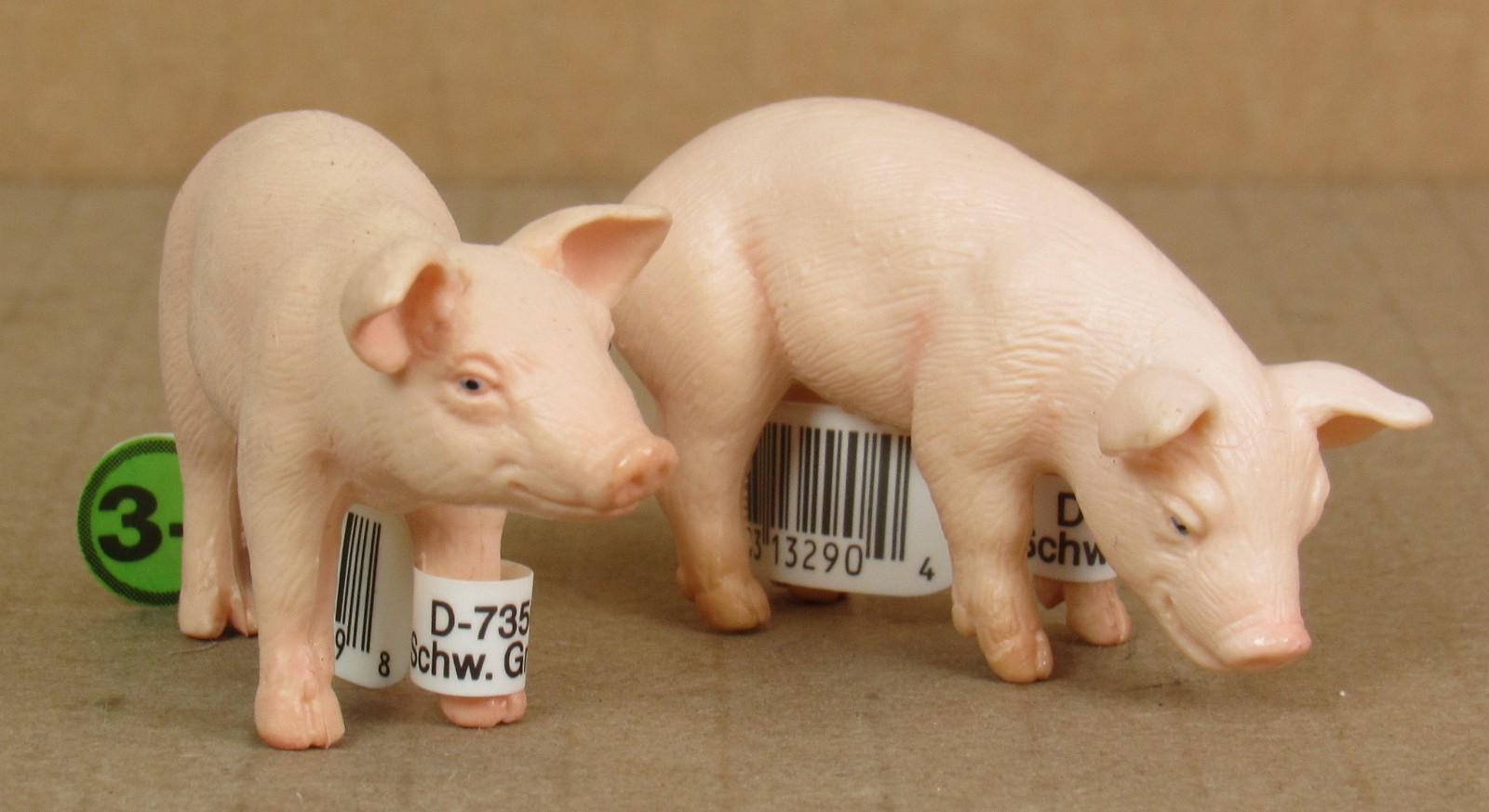 Schleich 13289/13290 (2) Little Piglets/Baby Pigs *Retired/Farm Life/NWT*