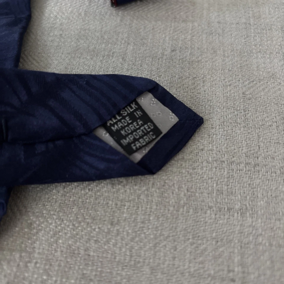 JT Beckett 男式领带蓝色/金色/绿色/等 100% 真丝独特花瓶/花朵图案  — 第 3/3 张图片