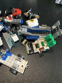 LEGO Creator: Basic Model: Race: 31027 & Vehicle Transporter 31033