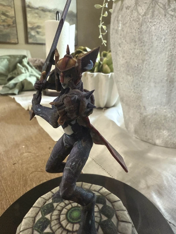Estatua Personalizada de Personaje de World of Warcraft “Cuddlebunny” — Impresiones de Figuras con Licencia  Foto 4 de 4