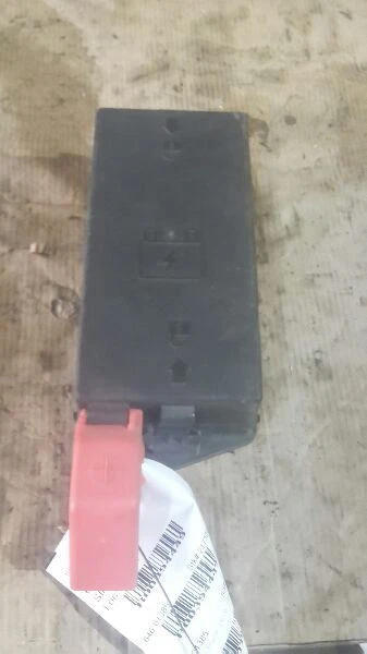 Fuse Box Engine Fits 04-05 BONNEVILLE 394449 Foto 2 de 4