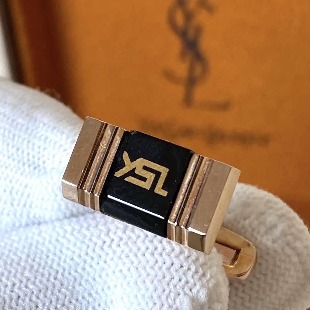 Abito formale Yves Saint Laurent YSL gemelli nero e oro logo