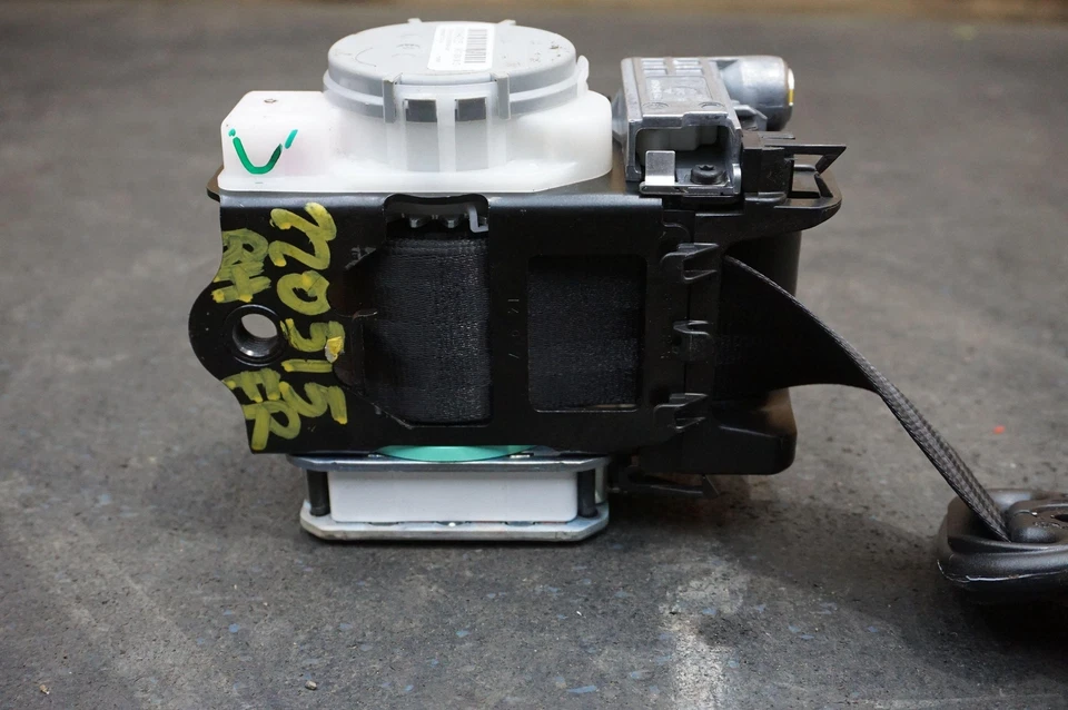 Retractor de cinturón de seguridad delantero derecho pasajero OEM 3Y1857706B Bentley Mulsanne 10-20 Foto 2 de 4