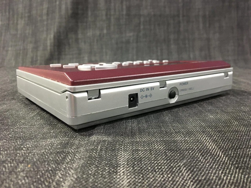 (NEW) TASCAM CD-GT2 Portable CD Guitar Trainer from Japan in Good Condition - Image 3 of 4