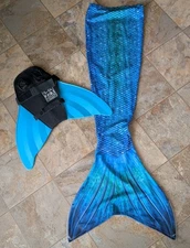 Sun Tails Mermaid Tail Set for Youth Size Large/8-10 Blue Tail With Fin Insert 