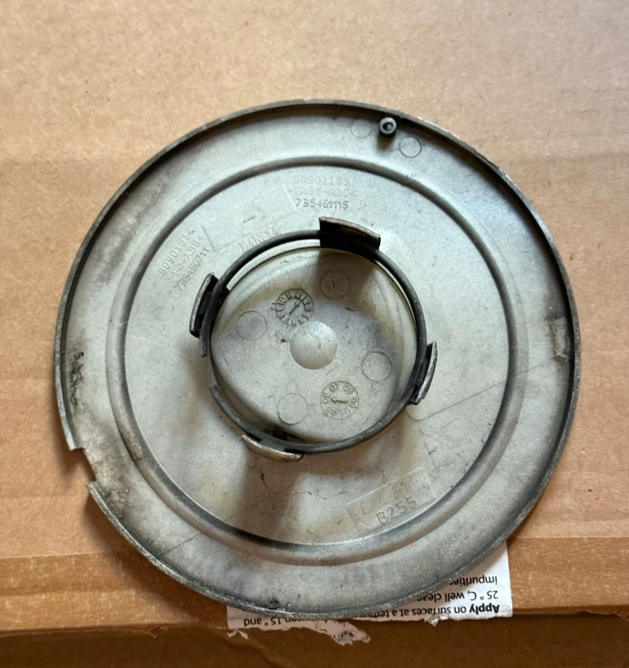 Coppetta Coprimozzo per cerchi Lancia MUSA, YPSILON, DELTA, Originale, satinata - Immagine 2 di 2