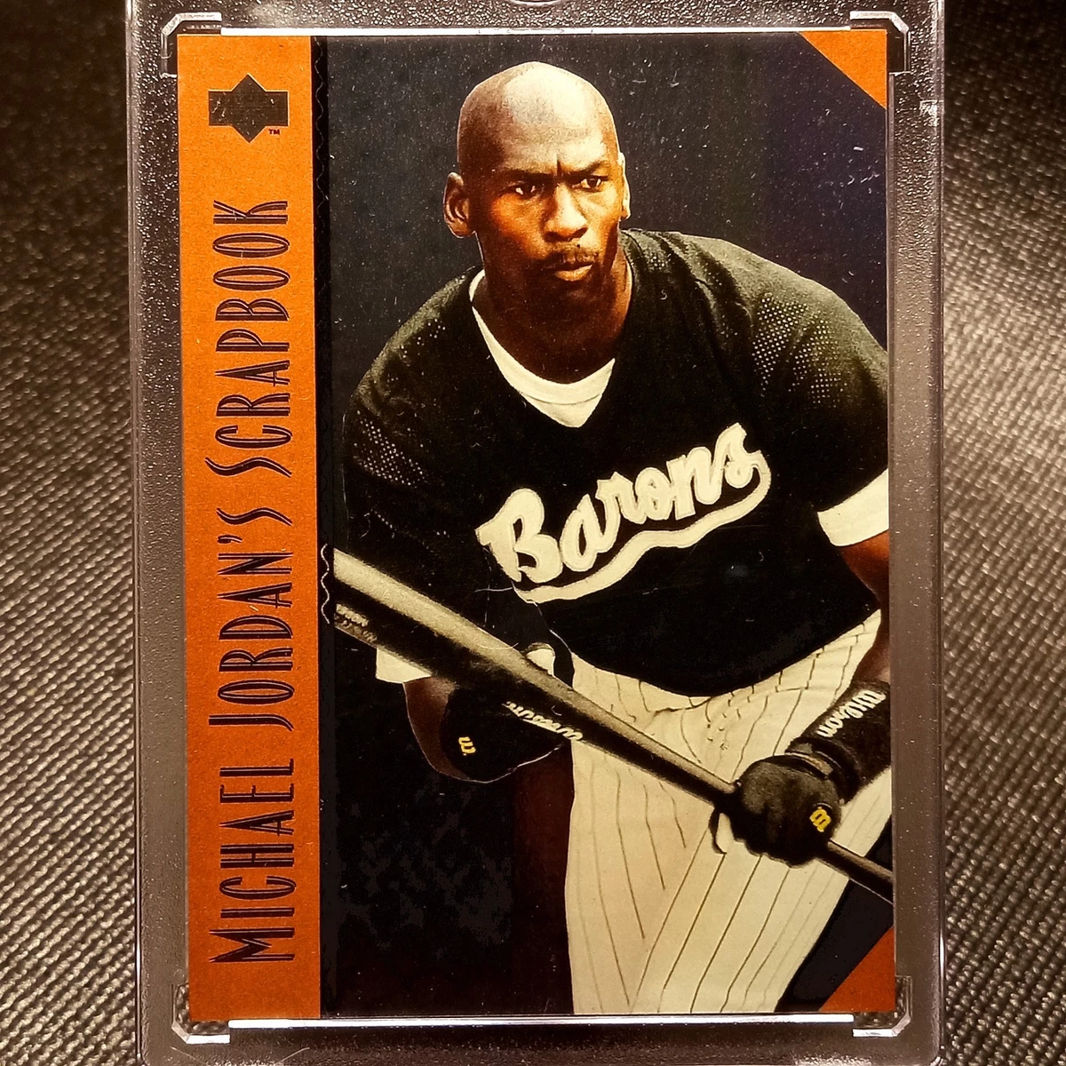 マイケル・ジョーダン　1995年限定　UperDeck社 Michael Jordan Special Edition Blue 1995 Upper Deck Collectors