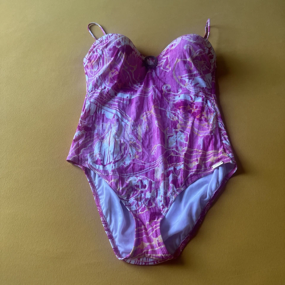 Traumhafter Badeanzug Maryan Mehlhorn Gr. 42 Neu Ohne Etikett Pink gemustert