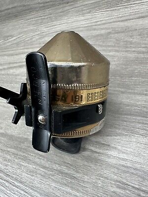 Vintage Zebco Omega 191 Ball Bearing Spin Cast Reel Made In USA Vintage Zebco Omega 191 Ball Bearing Spin Cast Reel Made In USA