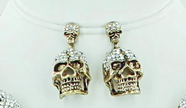 Skull necklace and earrings outlet
