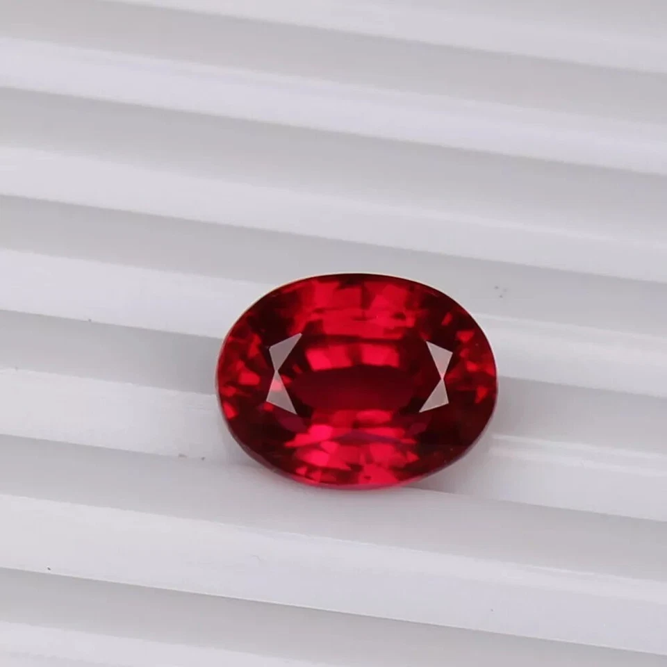 Red Ruby Blood 5.90 Ct. Oval Cut Mozambique Precious RARE Loose Gemstone - Image 3 of 4