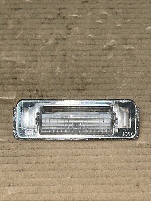 A2108200356 MERCEDES BENZ W202 W210 LICENSE PLATE LAMP GENUINE NEW