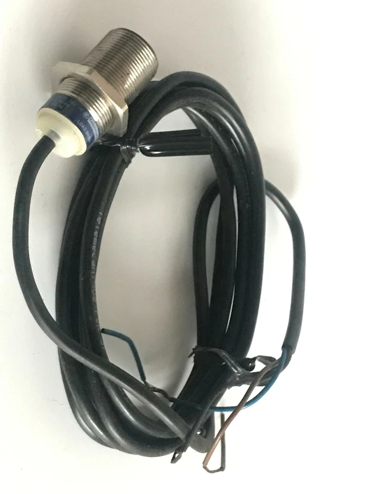 Telemecanique XS1N18PA349 Prox Sensor - Image 2 of 2