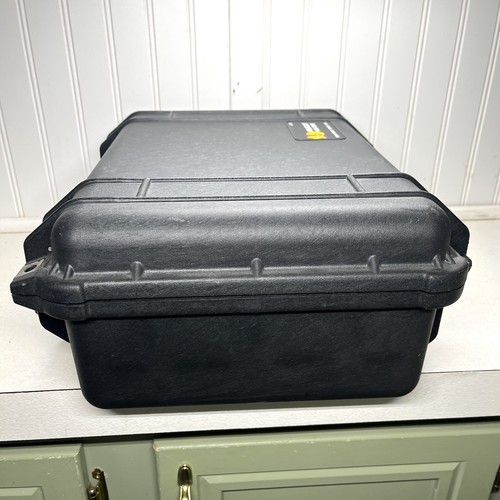 Pelican 1450 Case with Foam Black Hard Shell Rugged Durable Waterproof Read - Picture 8 of 9