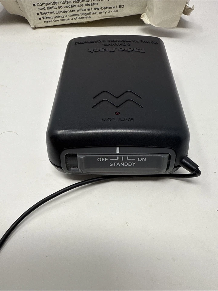 RadioShack 32-1231A Wireless Lapel Microphone System 170MHz 8 Channel Parts Only - Image 3 of 4