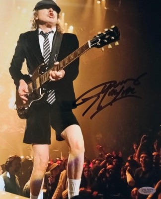 Color Foto,,Angus Young-AC/DC,''Org.Unterschrift mit Zertifikat, 20x25,5 cm,