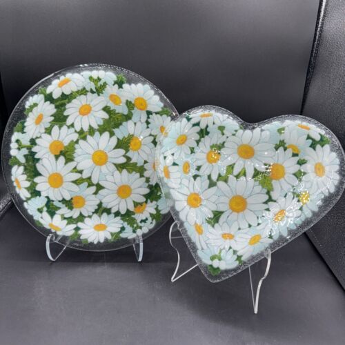 Peggy Karr Fused Glass White Daisies 11” Plate & 10” Heart Shape Plate