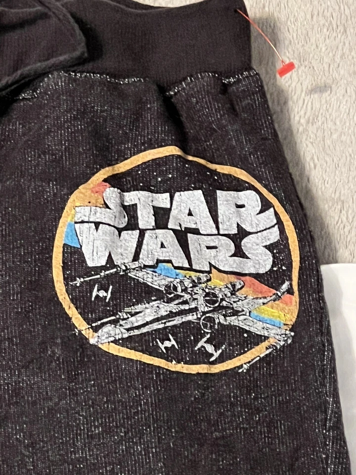 Star Wars Pantalones Deportivos Negros Medianos Lote de Bonificación Camisa Blanca Disney Oficial Darth M Foto 2 de 4