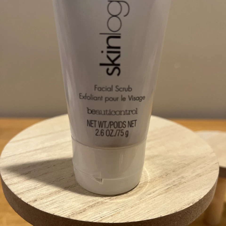 BeautiControl Skinlogics Facial Scrub 2.6 Oz Discontinued White Tube Sealed - Image 2 of 3