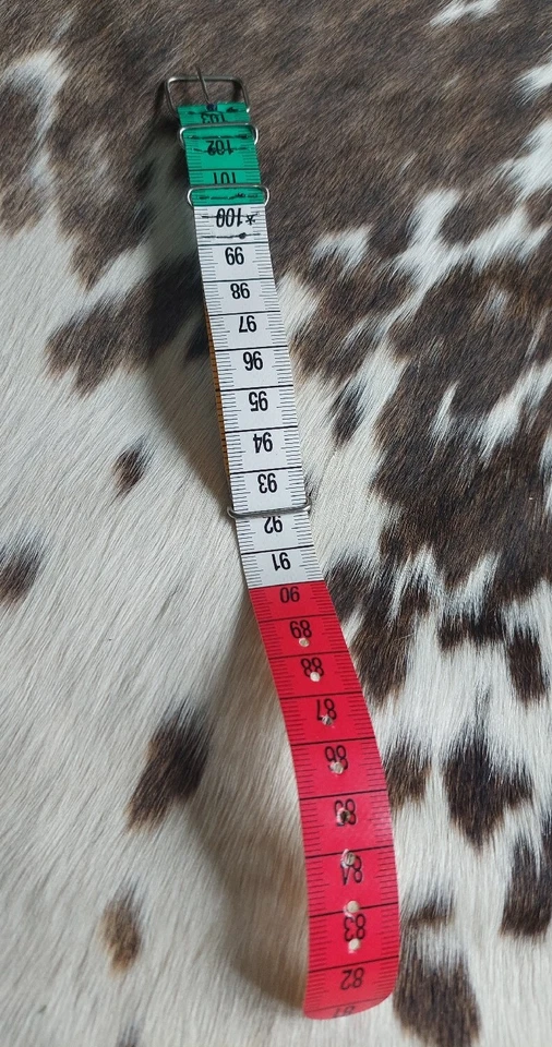 Correa de reloj de cinta métrica hecha a mano de la OTAN 18 mm Foto 3 de 4