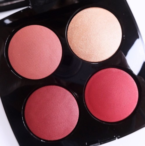 Paleta de mejillas CHANEL LES 4 ROJOS 958 caracteres - Imagen 7 de 10