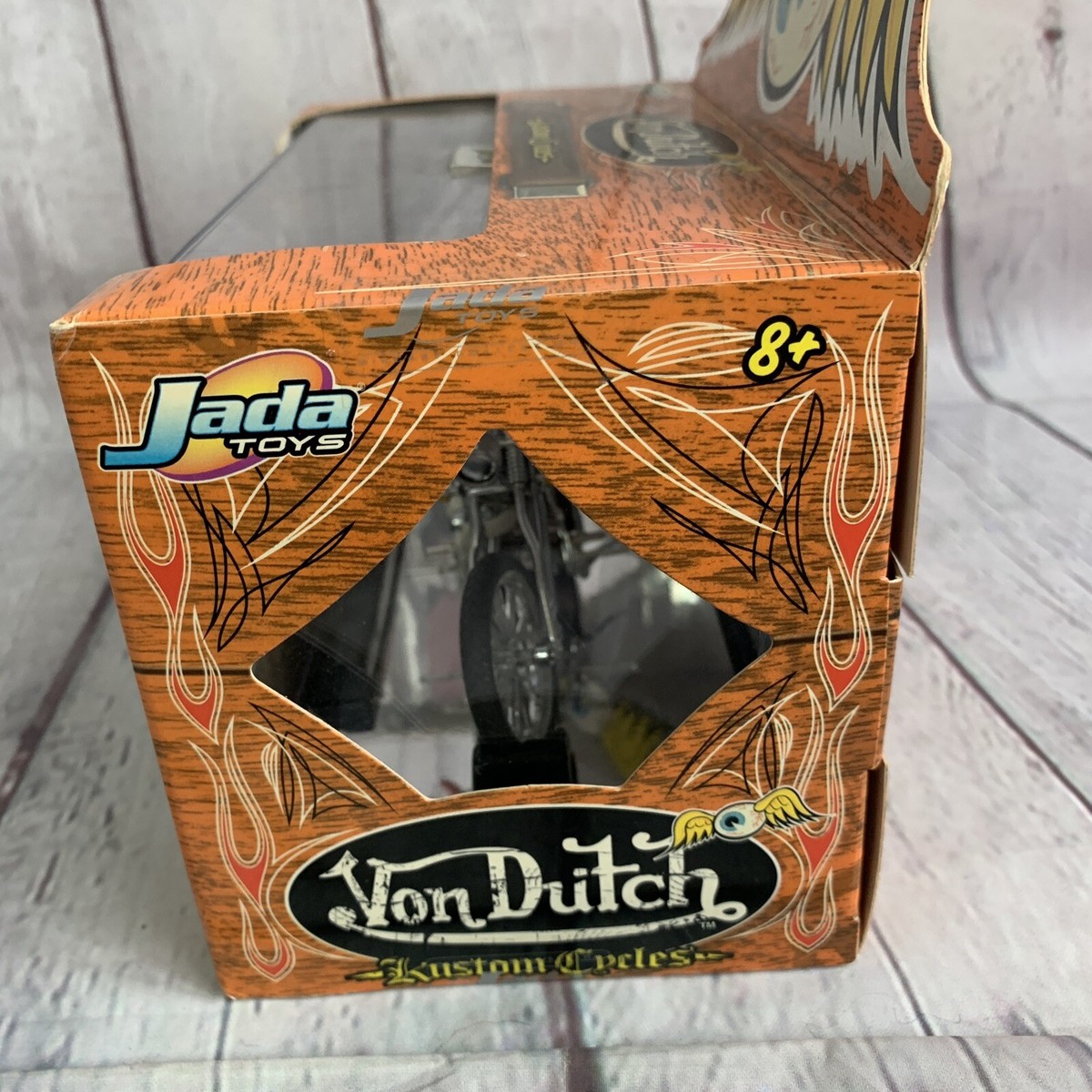 Von Dutch Kustom Cycles Dragnut 100% Diecast Frame & Engine Von Dutch Kustom Cycles Dragnut 100% Diecast Frame & Engine