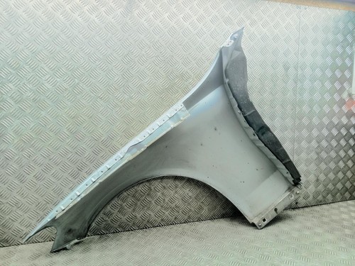 MERCEDES C CLASS WING FRONT RIGHT DIAMOND SILVER 988 A2058800218 W205 2014-2021 - Picture 9 of 16