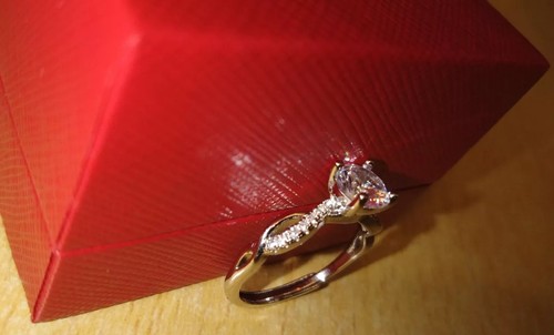 RS 6.5mm 1.0 ct D moissanite engagement ring - Picture 1 of 12