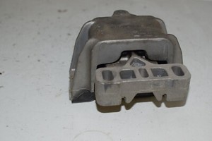 VW Golf 4 Motorhalter Getriebelager links Motorlager 1J0199555AH