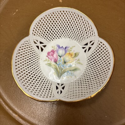 Romanian MOGA Porcelain Basket Lattice Bowl Handpainted 4.75 x 1.75 t a104