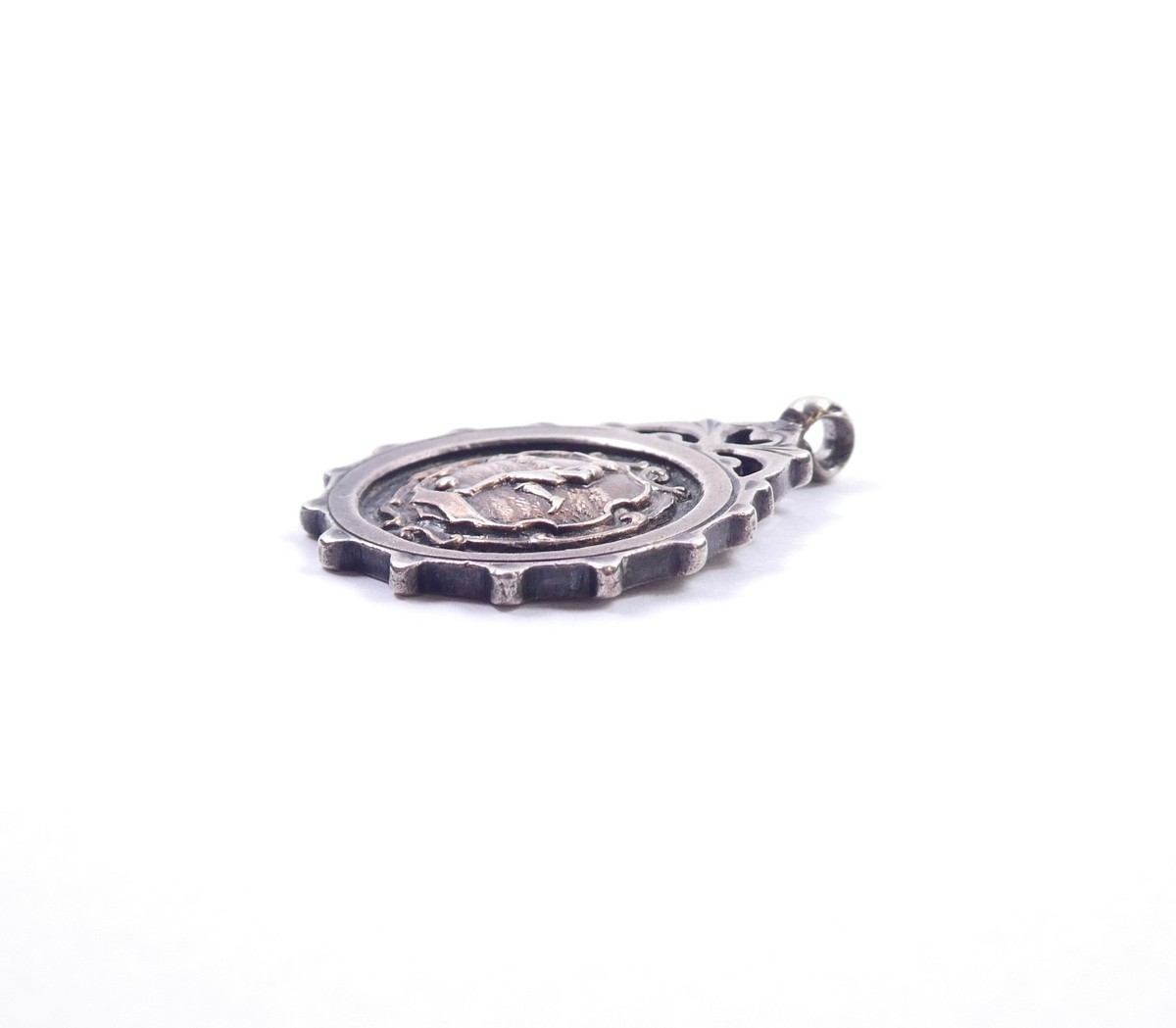 ANCIENNE TIMBALE EN argent massif poinçon minerve 80 Grammes avec boite