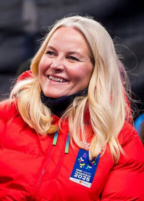 4 Postkarten Prinzessin Mette-Marit von Norwegen