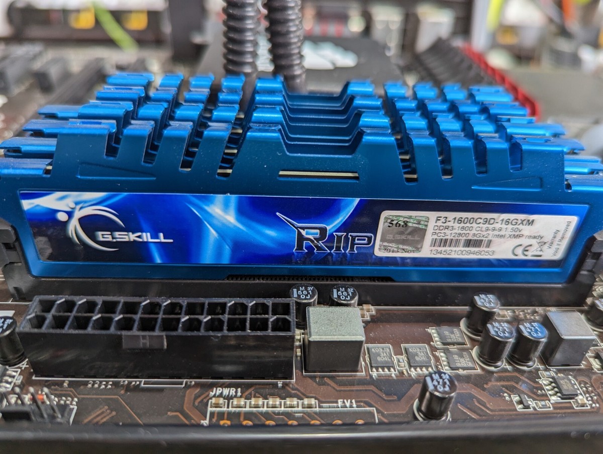 CORE i7−4770s, msi H81I, 16GBメモリセット CORE i7−4770s, msi H81I, 16GBメモリセットΩ