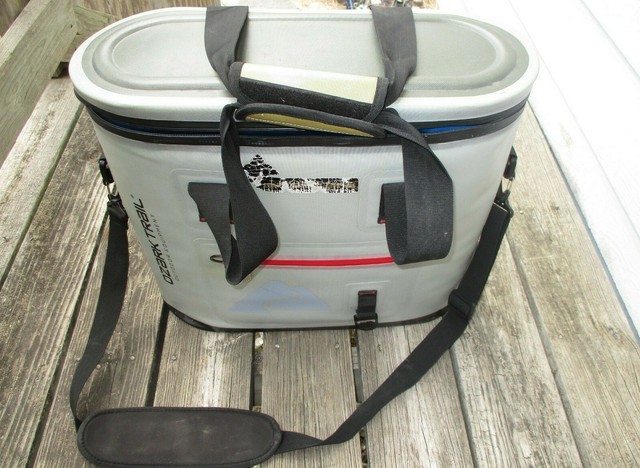 ozark trail premium jumbo tote