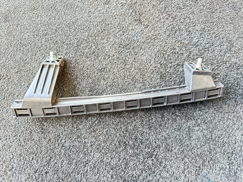KIA RIO 2011-2014 RIGHT Rear Door Window Rail 83545-1w000 | eBay UK