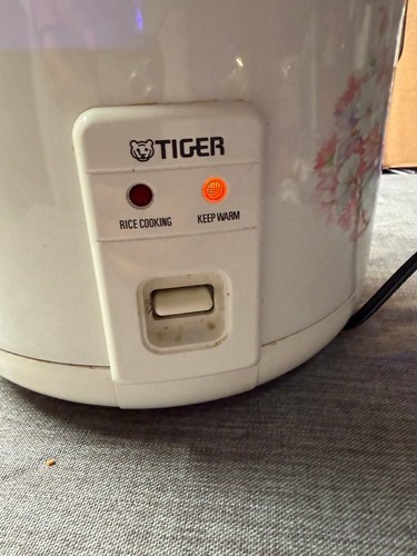 Tiger JNP-1500 8-Cup Rice Cooker Flower Pattern (no bowl)