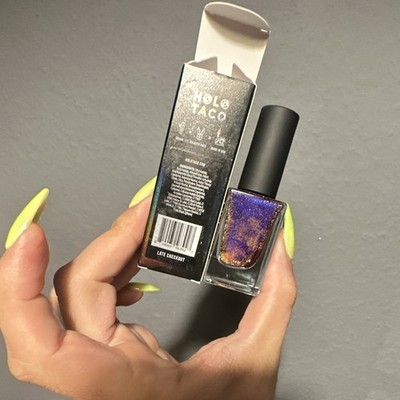 Holo Taco Nagellack Late Checkout Lila Hologramm Schimmer Glanz