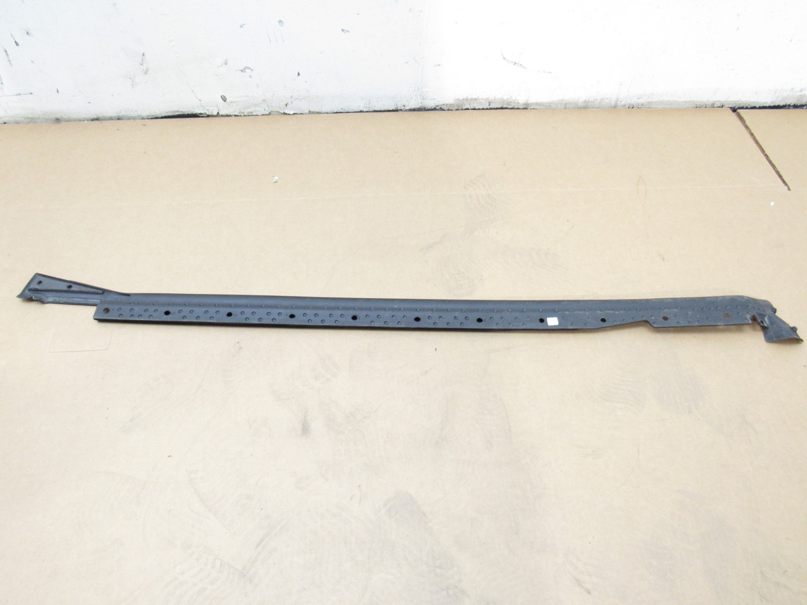 Lamborghini Huracan 2018 Right Door Window Aperture Seal Weather Strip 16-19 ;:A