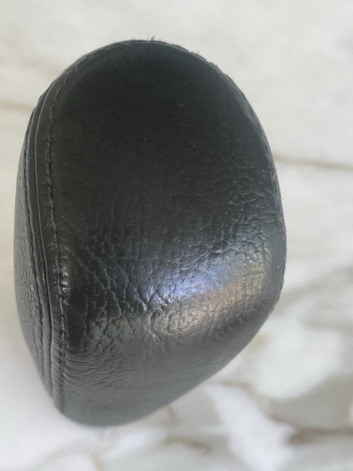 Infiniti QX56 2009 2010 cuero perilla de cambio color carbón Infiniti 100 % fabricante de equipos originales🟠 Foto 3 de 4