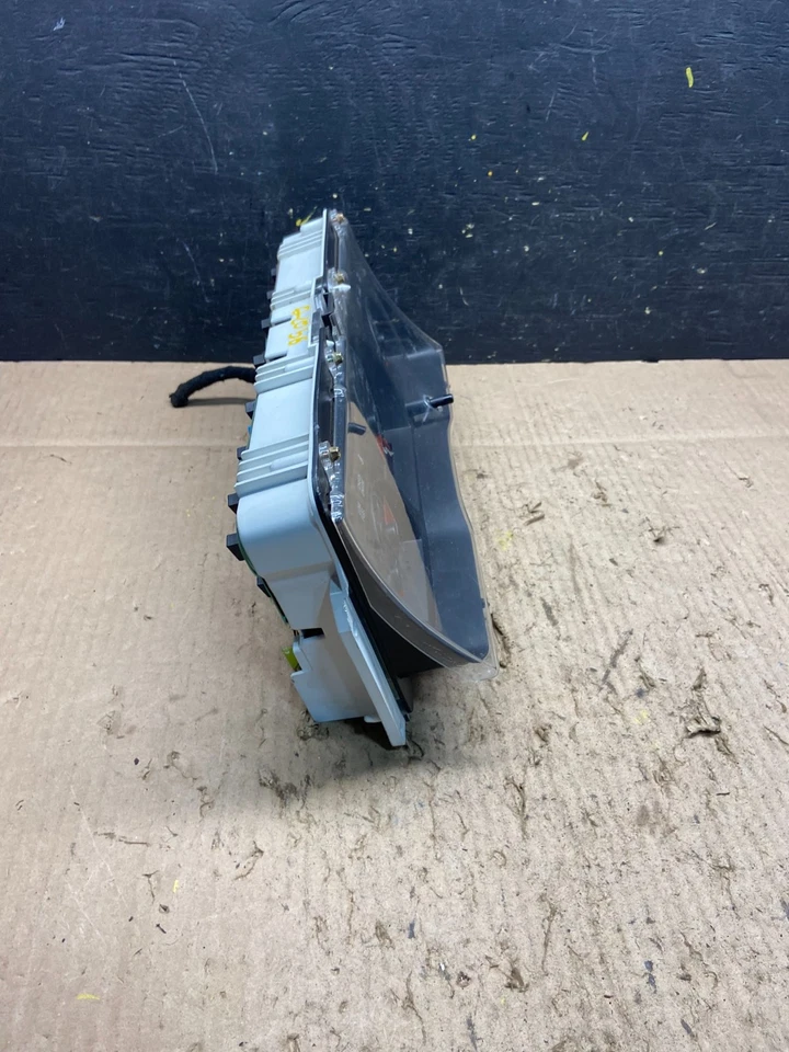 Ford Crown Victoria 2003 a 2005 velocímetro calibre Q2056 DG Foto 3 de 4